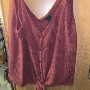 Maroon tank top